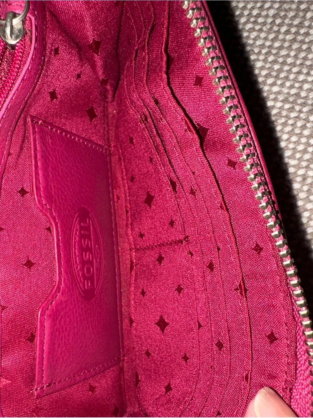 FOSSIL Snakeskin Embossed Pink Leather Zip Around Clutch Wallet